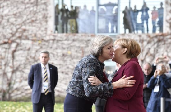 Ξεκίνησε η μίνι Σύνοδος Ευρωπαίων ηγετών – Ομπάμα στο Βερολίνο