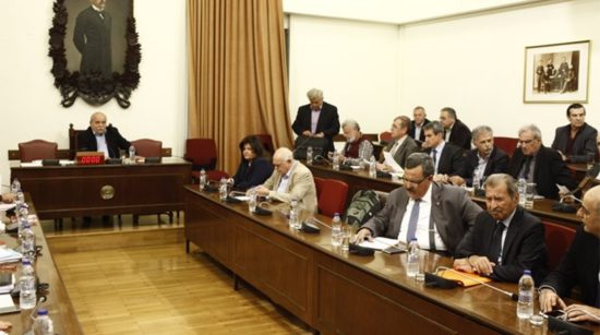 Βούτσης: Προτείνουμε Κουτρομάνο για πρόεδρο του ΕΣΡ