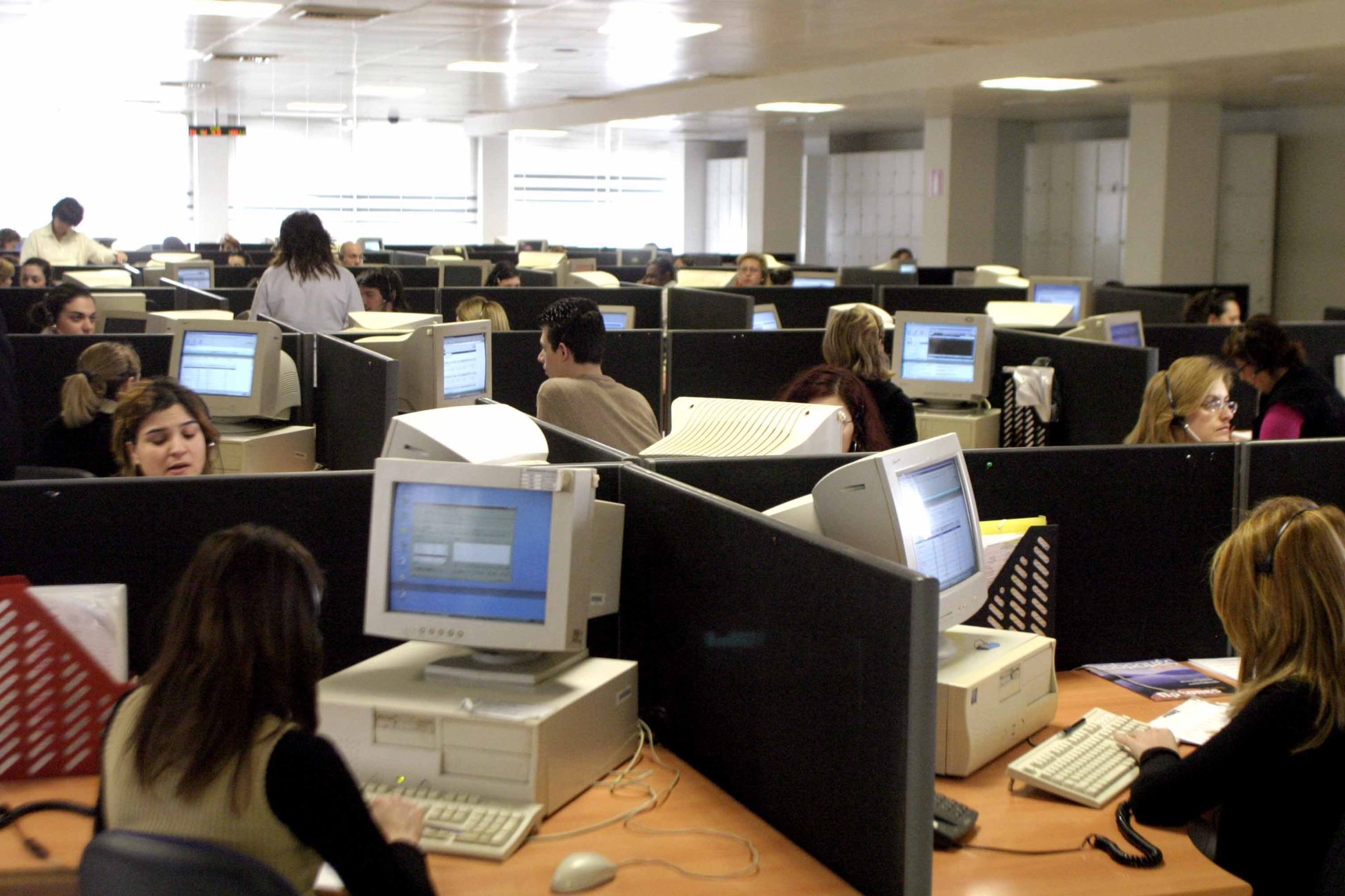 «Ώρα μηδέν» για ομαδικές απολύσεις και εξωδικαστικό συμβιβασμό