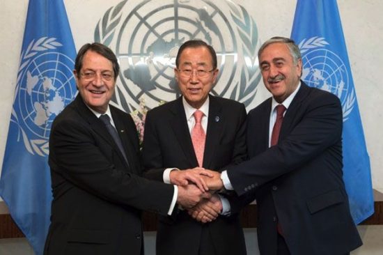 Κυπριακό: Εφικτή η προοπτική λύσης – Στήριξη Μπαν Κι Μουν σε Αναστασιάδη, Ακιντζί