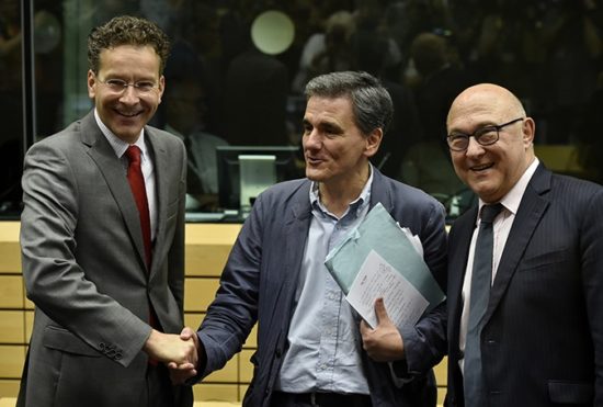 «Παράθυρο χαλάρωσης» για πρωτογενή πλεονάσματα – Από Δεκέμβρη και βλέπουμε η κουβέντα για χρέος