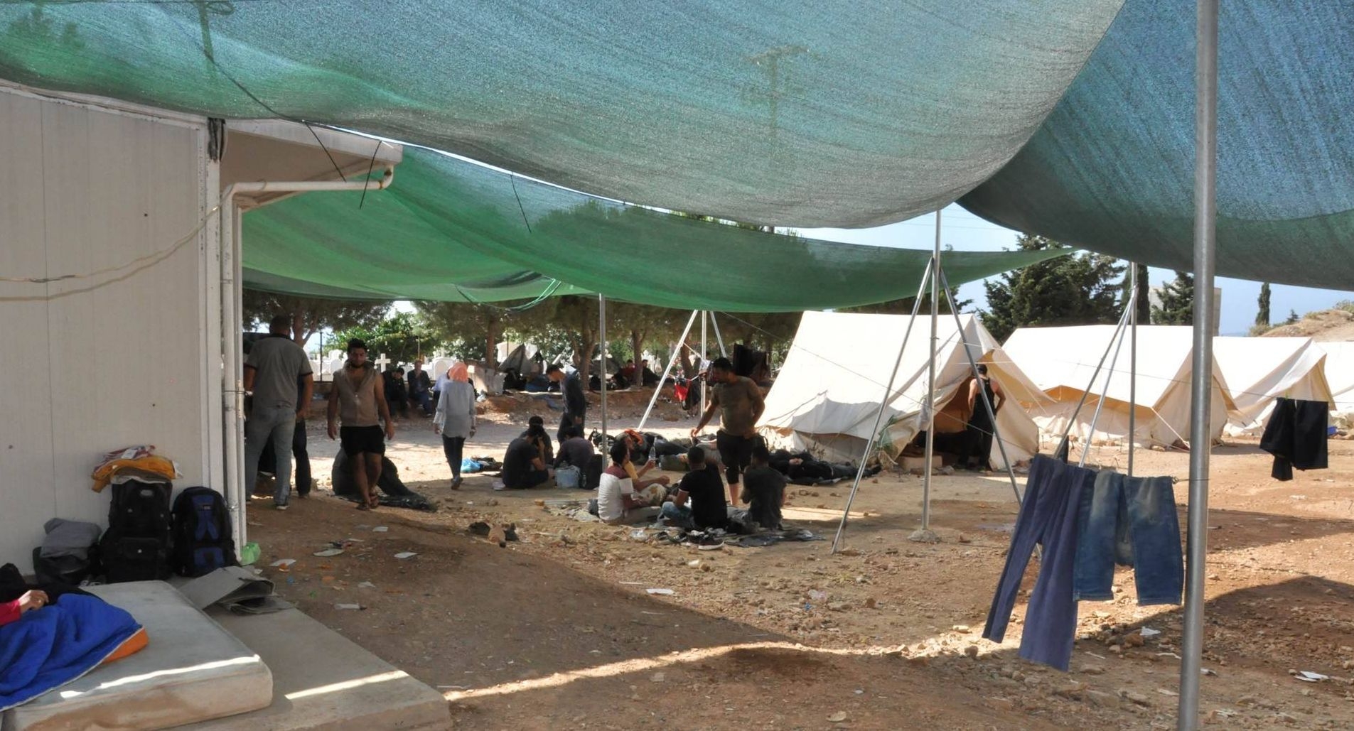 Χίος: Το δημοτικό συμβούλιο απέρριψε τις κυβερνητικές προτάσεις για το προσφυγικό