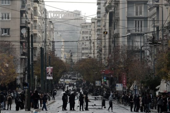 Επεισόδια στο Πολυτεχνείο: Πεδίο μάχης η Πατησίων