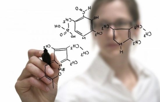 ΕΚΤ: Αύξηση των βασικών δεικτών Έρευνας & Ανάπτυξης για δαπάνες και προσωπικό το 2015 στην Ελλάδα