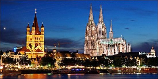 Διαδήλωση Κούρδων στην Κολωνία κατά Ερντογάν για τις συλλήψεις