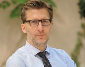 Άκης Σκέρτσος (Γεν. Δ/ντης ΣΕΒ): «Το 53% δεν πληρώνει ούτε 1 ευρώ φόρο εισοδήματος»