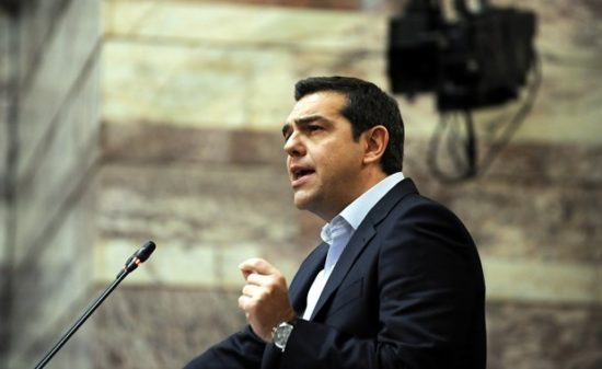 Αυστηρή έκθεση των θεσμών για τις «μονομερείς» παροχές Τσίπρα