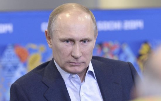 Τελικά ο Πούτιν δε θα απελάσει Αμερικανούς διπλωμάτες