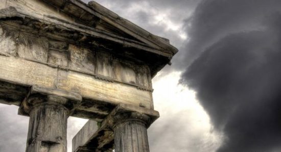 Γερμανικός Τύπος: Κυρίαρχες αποφάσεις εν καιρώ κρίσης