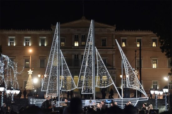 Το σύνθημα για τη φωταγώγηση του Συντάγματος έδωσε ο Γιώργος Καμίνης