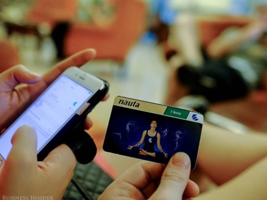 Κάπως έτσι είναι το ιντερνετ στην Κούβα