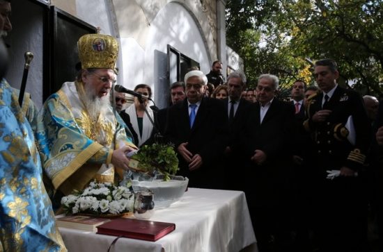 Πρ. Παυλόπουλος: Μαζί στον ιερό αγώνα για να ξεπεράσουμε την βαθιά κρίση