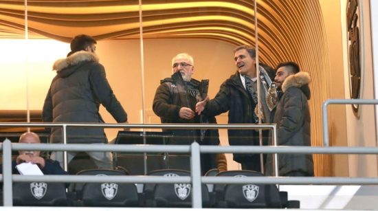 Ο Τσακαλώτος στη σουίτα Σαββίδη στην Τούμπα για το ματς του ΠΑΟΚ