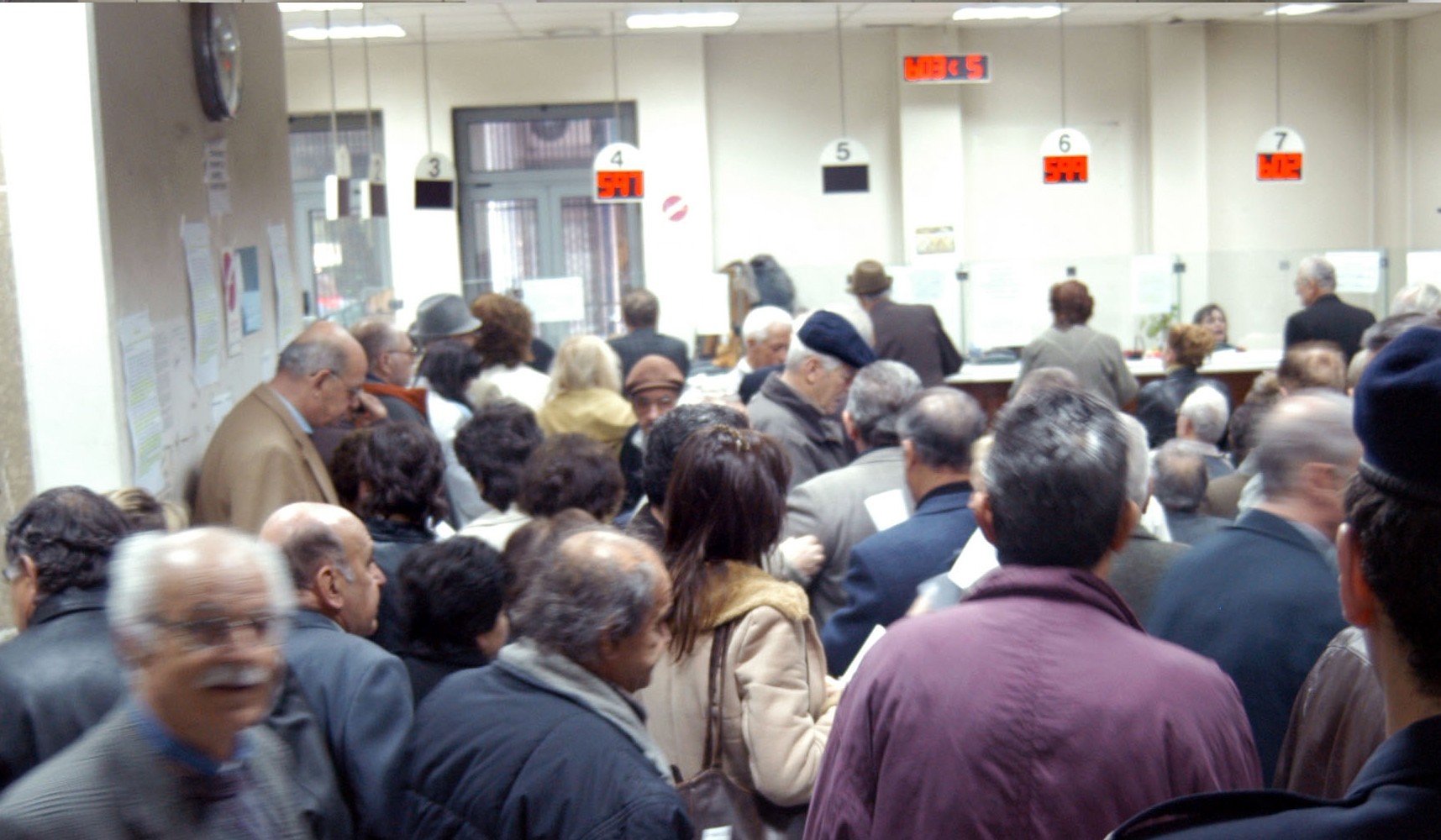 Στον αέρα 65.000 νέες συντάξεις