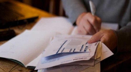 Στη μαύρη οικονομία 100.000 ασφαλισμένοι με μπλοκάκια