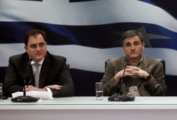 Τροπολογία Τσακαλώτου: Τμηματάρχες «απογειώνονται» σε θέσεις Γενικών Διευθυντών