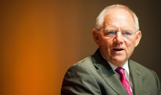 Σόιμπλε: Οι προβλέψεις της Αθήνας είναι πιο ρεαλιστικές από του ΔΝΤ