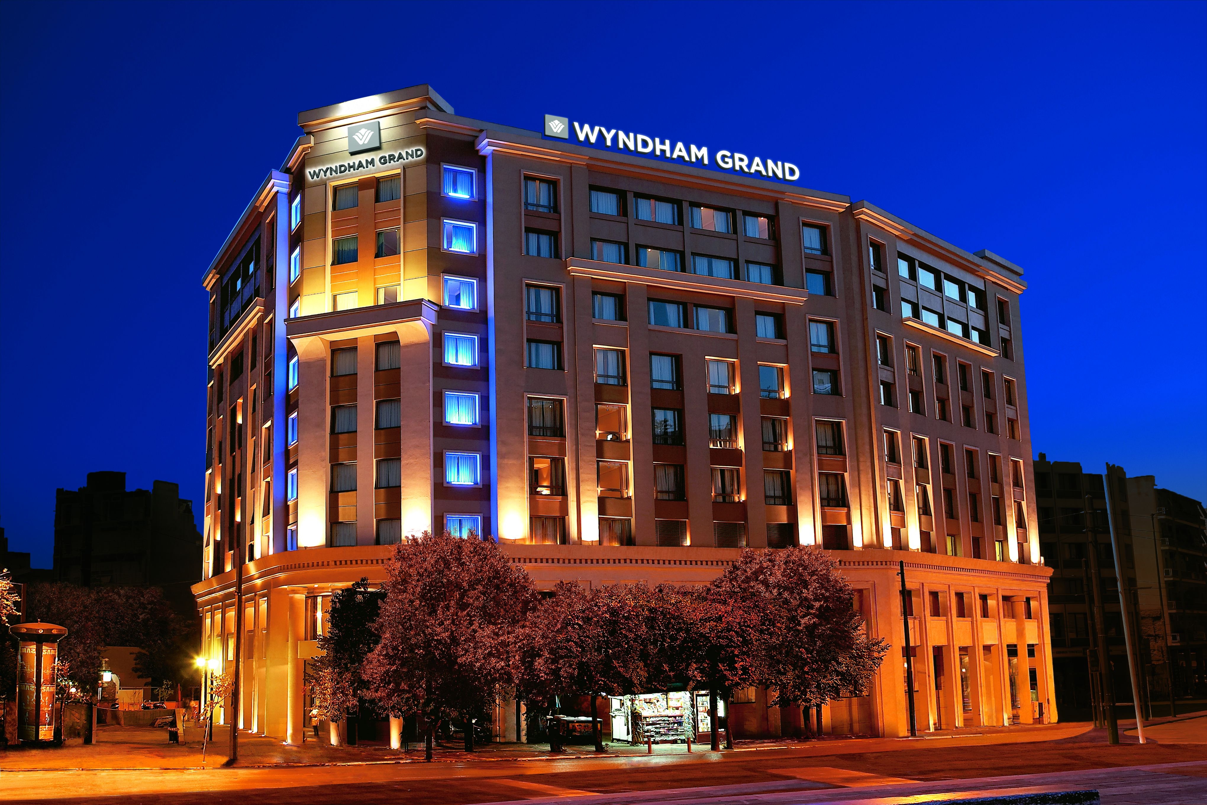Отель. Wyndham Hotel Group. Wyndham Grand отели. Отель Wyndham Athens Residence 4*. Grand Hotel Athens 5.
