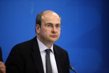 Κωστής Χατζηδάκης: Η κυβέρνηση εγκαινιάζει το 4ο Μνημόνιο