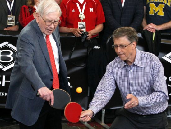 «Εργαστείτε πιο έξυπνα, όχι πιο σκληρά» – Τα μαθήματα ζωής του Μπάφετ στον Γκέιτς