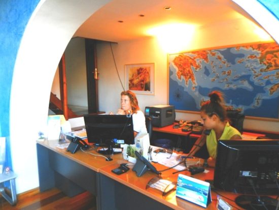 Να σταματήσει τώρα η αιχμαλωσία του τουρισμού, ζητάει η fedHATTA