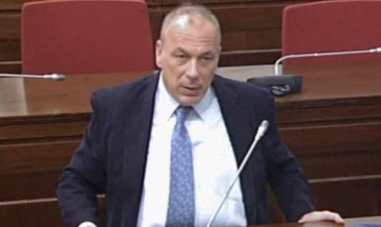 Τηλέτυπος: Οι τράπεζες εξετάζουν την πώληση του 20%