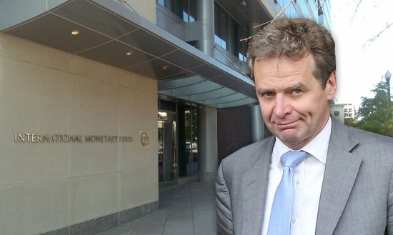 Πώς το «λαομίσητο ΔΝΤ» έγινε… ο καλύτερος φίλος της κυβέρνησης