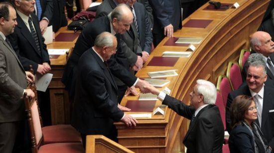 «Κορυφαίο πολιτικό ηγέτη» χαρακτηρίζει τον Κωνσταντίνο Μητσοτάκη ο Πρόεδρος της Δημοκρατίας