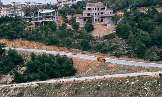 Μετά την ανάρτηση των δασικών χαρτών η νομιμοποίηση των αυθαίρετων οικισμών