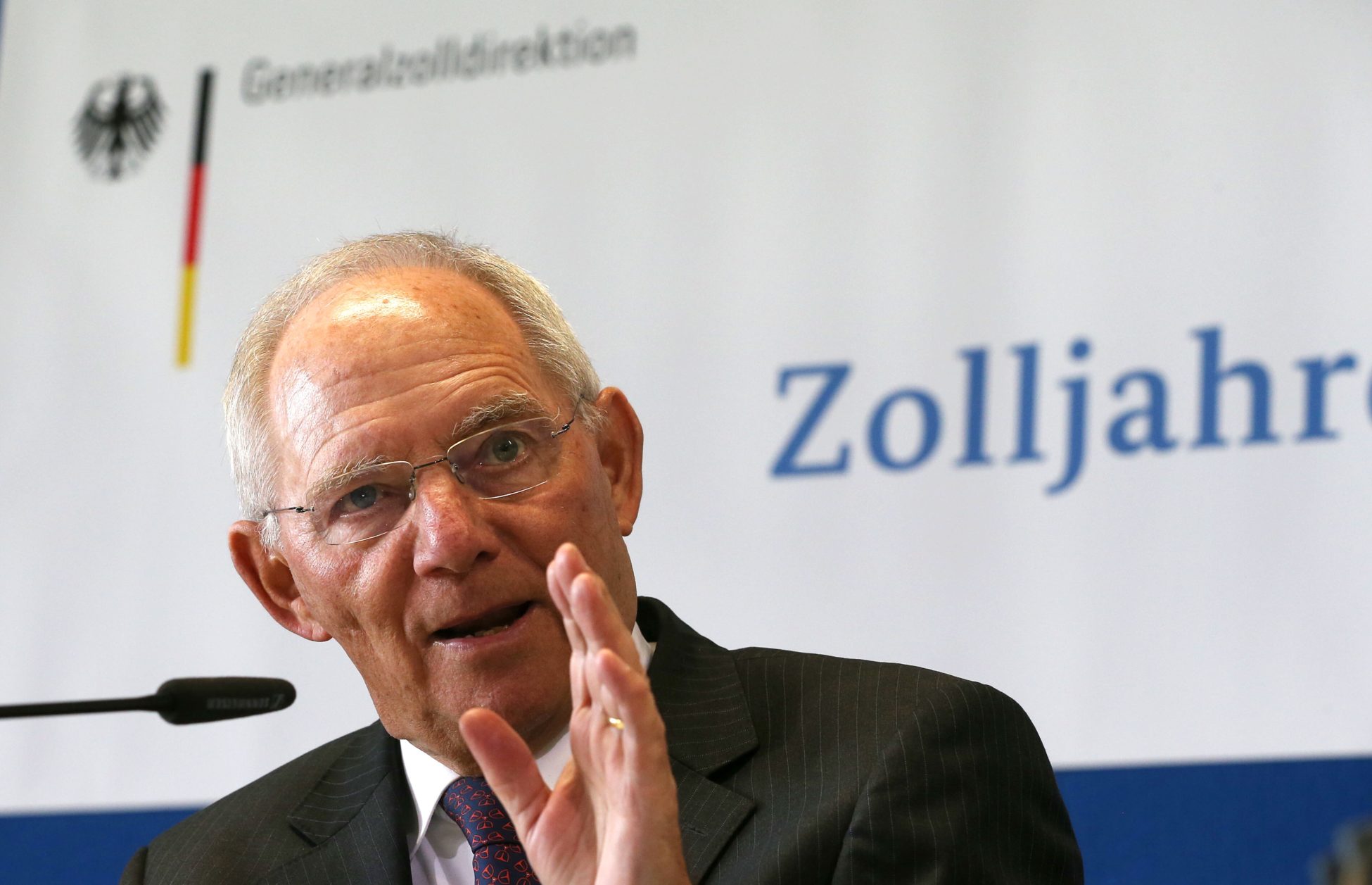 Γερμανικό ΥΠΟΙΚ: Δεν ετοιμάζουμε κανένα μέτρο ελάφρυνσης του ελληνικού χρέους