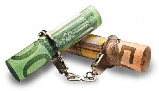 Κατασχέσεις ρεκόρ για χρέη στο Δημόσιο τον Απρίλιο