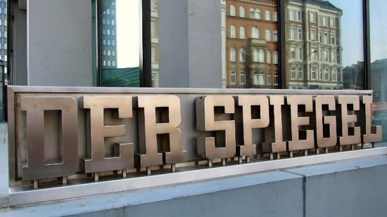 Spiegel: Τα 123 δισ φθάνει το κόστος της ελάφρυνσης του ελληνικού χρέους