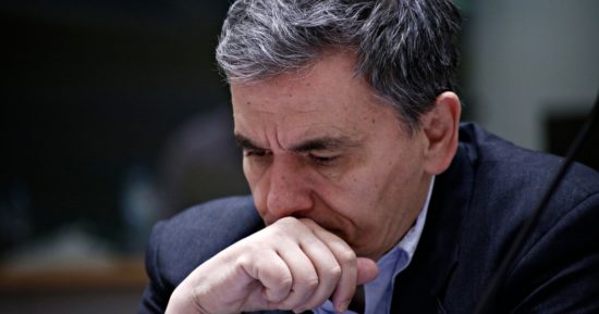 Το μπρα ντε φερ για το χρέος και το Plan B που ετοιμάζουν οι Ευρωπαίοι