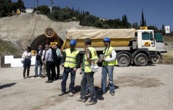 J&P Άβαξ: Ποντάρει σε ενεργειακά έργα και ιδιωτικοποιήσεις