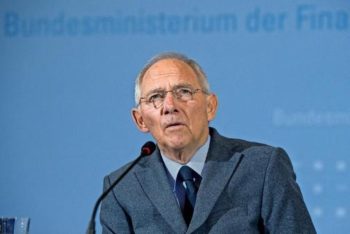 Εκπρόσωπος Σόιμπλε προς Μαξίμου: «Το Eurogroup είναι υπεύθυνο για το ελληνικό πρόγραμμα»