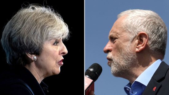 Κόρμπιν: Να παραιτηθεί η Τερέζα Μέι