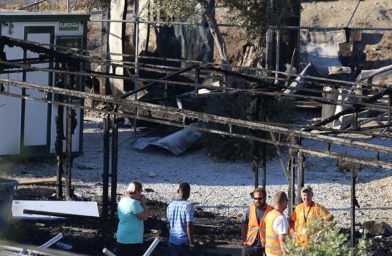 Κάηκε η Μόρια: Τι προκάλεσε την εξέγερση των μεταναστών