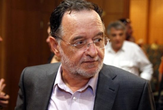 Λαφαζάνης: Τσίπρας – Μητσοτάκης θάβουν στο όνομα του ευρώ τη χώρα, τον λαό και τη νεολαία