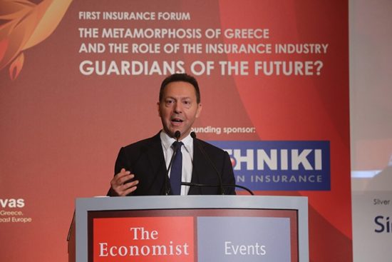 «Φρένο» από Στουρνάρα για εδώ και τώρα έξοδο στις αγορές – Θετικό σήμα από Τόμσεν