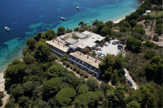 «Φρένο» ξανά στην τουριστική επένδυση για το Ξενία Σκιάθος