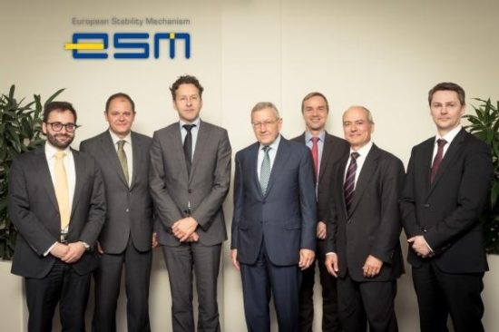 Έως την Τετάρτη έρχονται τα λεφτά της δόσης