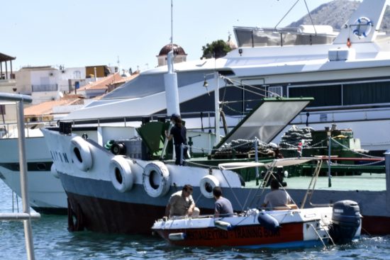 Τραγωδία στην Αίγινα: «Τους φωνάζαμε στα 50 μέτρα και δεν άκουγαν», επιμένει ο καπετάνιος