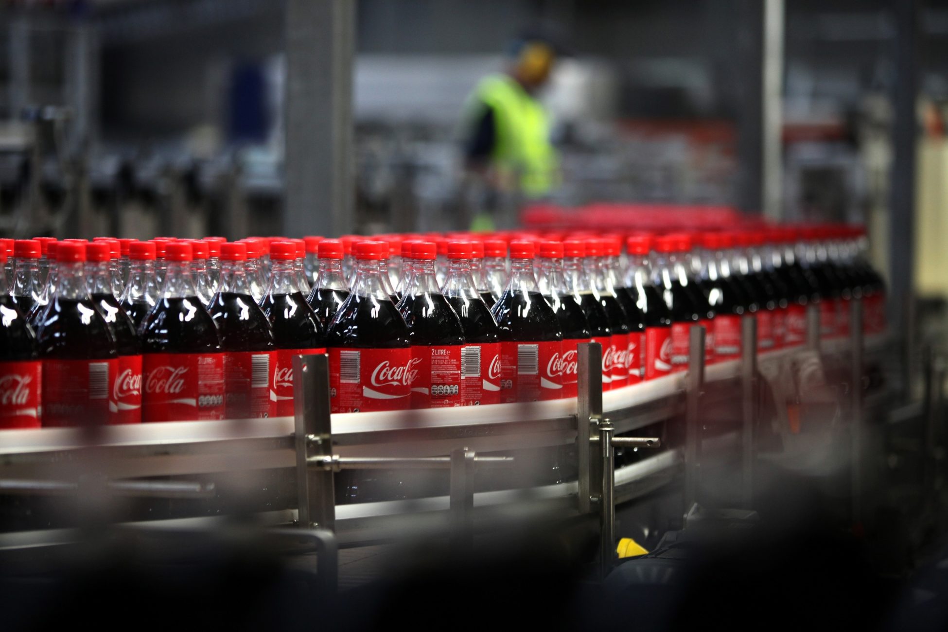 Αύξηση 36,9% στα καθαρά κέρδη της Coca Cola HBC