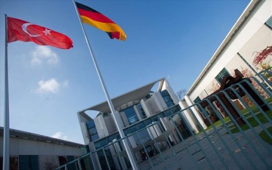 Αναστολή των ευρω-τουρκικών διαπραγματεύσεων για την τελωνειακή ένωση ζητά η Γερμανία