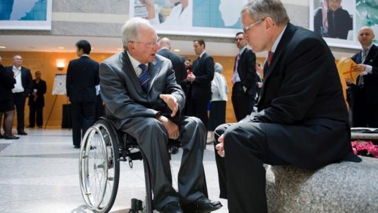 Σχέδιο Σόιμπλε οι πόροι του ESM να χρησιμοποιούνται και για επενδύσεις