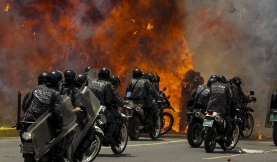 OHE: «Υπερβολική χρήση βίας» από το καθεστώς Μαδούρο στη Βενεζουέλα