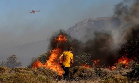 Ενισχύσεις από όλη την Ελλάδα στη φλεγόμενη Ζάκυνθο