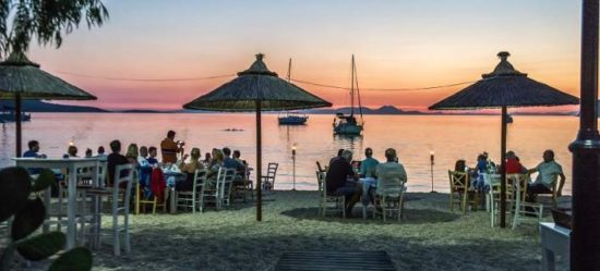 Συνδικαλιστής ΣΥΡΙΖΑ: «Ταγματασφαλίτες» οι υπάλληλοι της ΑΑΔΕ που ελέγχουν επιχειρήσεις!