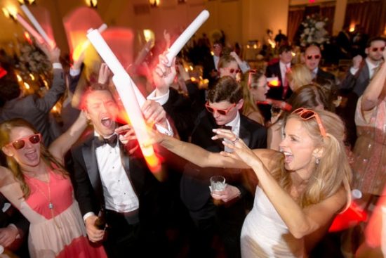 Τα τραγούδια αυτά δεν πρέπει ποτέ να ακουστούν σε έναν γάμο!