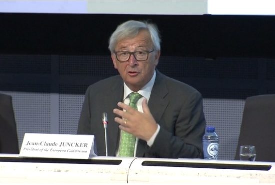 Γιούνκερ: «Η Τουρκία απομακρύνεται με γιγάντια βήματα από την Ευρώπη»
